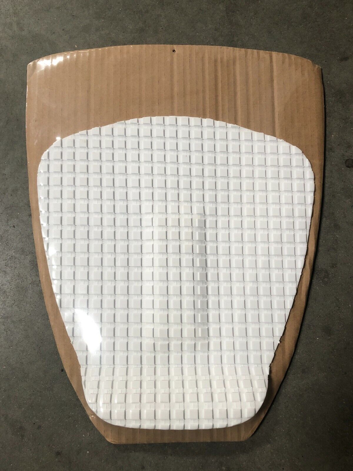 White Tail Pad 1 Piece